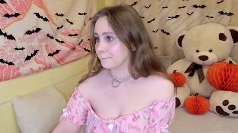 Sellya online show from October 2025 08:20:02 PM