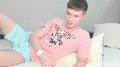 Snapshot of semyonone chatting on February 2026 06:48:01 PM Semyon online show from February 2026 06:48:01 PM