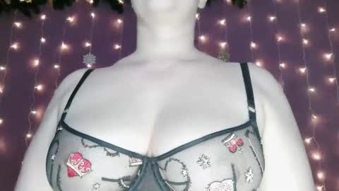 Snapshot of send_me chatting on January 2026 05:45:02 AM send me online show from January 2026 05:45:02 AM