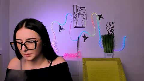 Snapshot of sendi_cais chatting on December 2025 07:21:01 PM Sendi online show from December 2025 07:21:01 PM