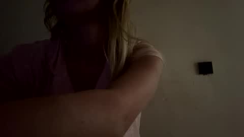 Snapshot of sennya_hayes chatting on October 2025 11:46:02 PM Sennya online show from October 2025 11:46:02 PM