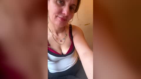 Snapshot of sennya_hayes chatting on February 2026 10:20:02 AM Sennya online show from February 2026 10:20:02 AM