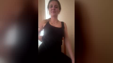 Snapshot of sennya_hayes chatting on February 2026 11:15:02 AM Sennya online show from February 2026 11:15:02 AM