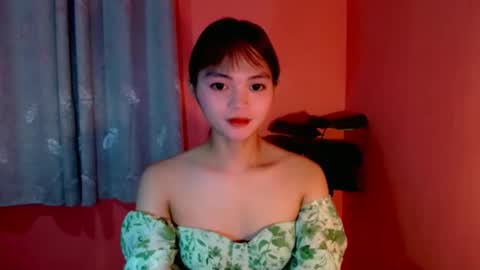 sensational_yeng online show from November 2025 04:07:01 PM