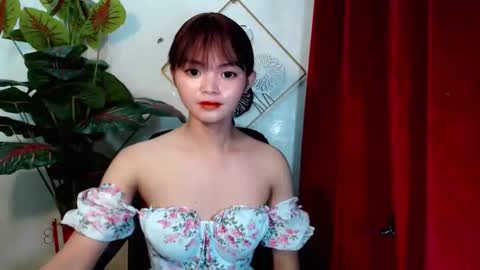 sensational_yeng online show from November 2025 04:46:01 PM