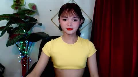 sensational_yeng online show from November 2025 05:06:02 PM