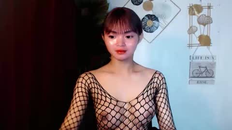 sensational_yeng online show from February 2026 06:51:02 PM