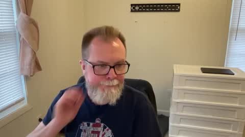 Snapshot of sensatyr chatting on December 2024 06:32:02 PM Daddy Dave online show from December 2024 06:32:02 PM