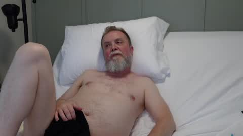 Snapshot of sensatyr chatting on December 2024 08:47:01 PM Daddy Dave online show from December 2024 08:47:01 PM