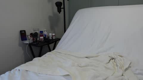 Snapshot of sensatyr chatting on January 2025 08:35:01 PM Daddy Dave online show from January 2025 08:35:01 PM