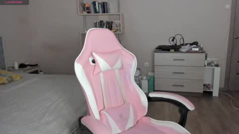 Mary Cherry online show from April 2026 01:41:02 PM