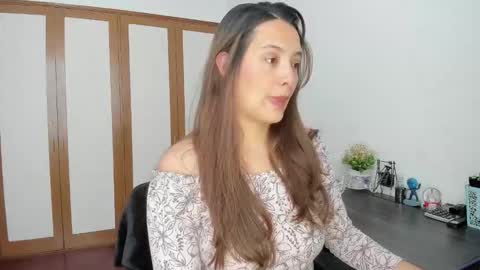 Snapshot of sensual__lady chatting on October 2025 08:50:02 PM Samantha - online show from October 2025 08:50:02 PM