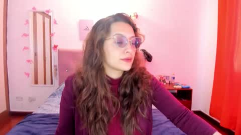 Snapshot of sensual__lady chatting on October 2025 07:02:01 PM Samantha - online show from October 2025 07:02:01 PM