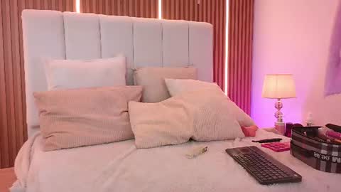 Snapshot of sensual_kim77 chatting on June 2026 02:03:01 AM Sensual Kim77 online show from June 2026 02:03:01 AM