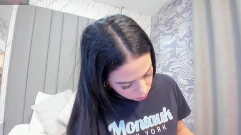 Sophie     online show from April 2026 10:21:01 AM