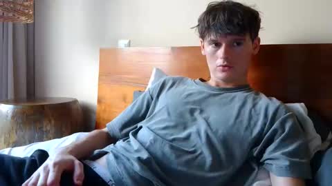 Cam online show from May 2026 11:10:01 PM