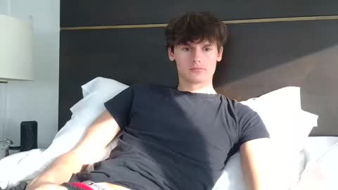 Cam online show from June 2026 10:43:01 PM