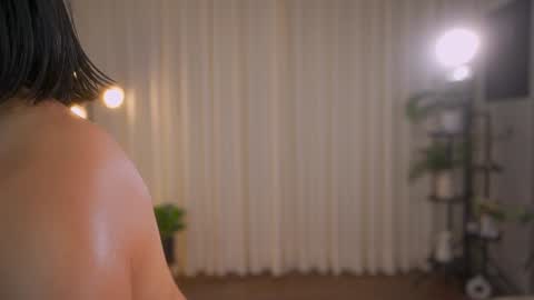 Snapshot of sensualcherry_ chatting on January 2025 06:47:02 AM Maria- OF sensual bee online show from January 2025 06:47:02 AM