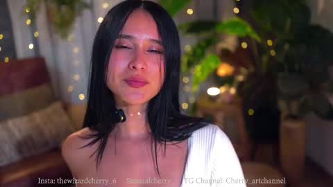 Snapshot of sensualcherry_ chatting on February 2026 02:01:02 AM Maria- OF sensual bee online show from February 2026 02:01:02 AM