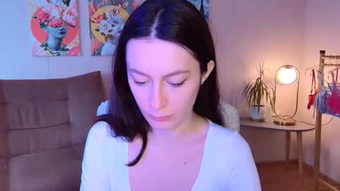 Snapshot of sensuallucy233 chatting on November 2025 09:42:01 AM sensuallucy233 online show from November 2025 09:42:01 AM