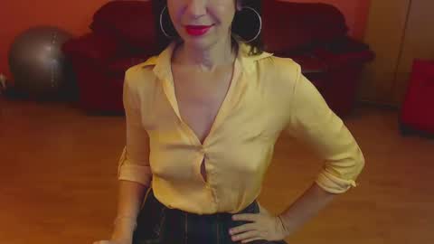 sensualmyra online show from December 2024 07:05:01 AM