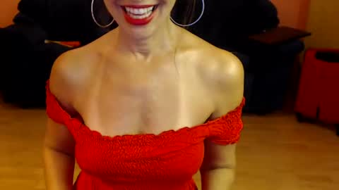 sensualmyra online show from July 2026 10:51:01 AM