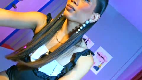 Snapshot of senyora_evangelista chatting on July 2026 10:54:01 AM senyora_evangelista online show from July 2026 10:54:01 AM