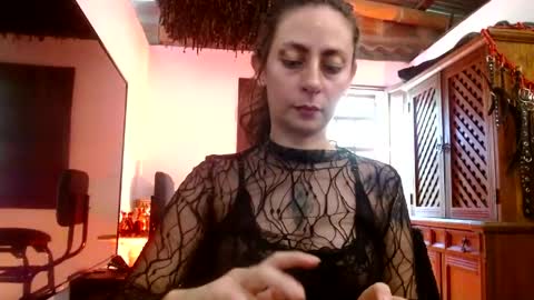 Serena Xyz online show from May 2026 04:33:01 PM