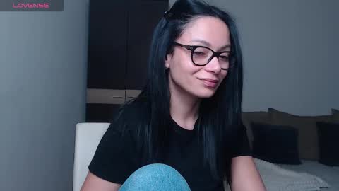 SereneSophi online show from March 2026 03:45:02 AM