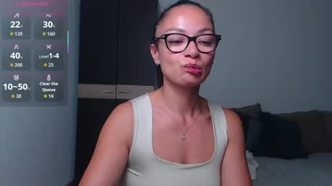 Snapshot of serenesophi chatting on July 2026 04:16:01 AM SereneSophi online show from July 2026 04:16:01 AM