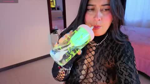 Serenna Cruz online show from May 2026 09:20:02 PM