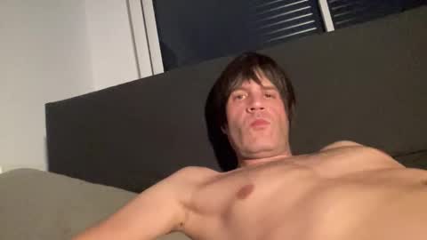 sergeloplop online show from November 2025 04:46:01 PM