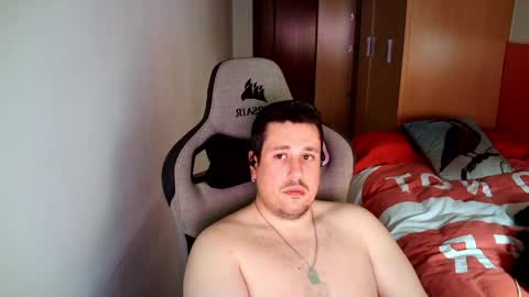 Pollos online show from April 2026 03:28:02 PM