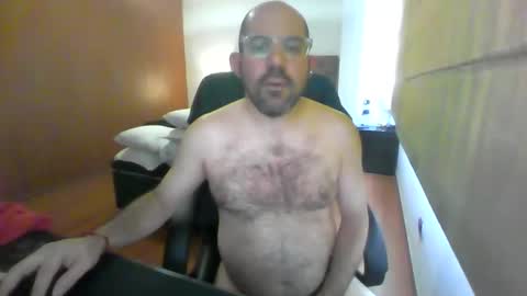 Sergio Russafa online show from October 2025 09:04:02 PM