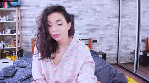 VIOLA online show from January 2025 09:55:01 AM