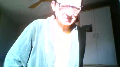 Snapshot of serrano49 chatting on November 2025 10:15:01 AM serrano49 online show from November 2025 10:15:01 AM