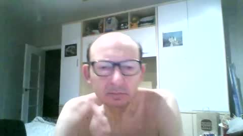 Snapshot of serrano49 chatting on June 2026 12:32:02 AM serrano49 online show from June 2026 12:32:02 AM