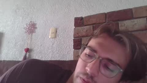 Snapshot of servandomier chatting on September 2025 04:32:02 PM mier online show from September 2025 04:32:02 PM