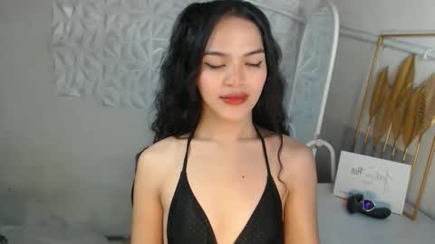 Bella online show from April 2026 06:54:02 PM