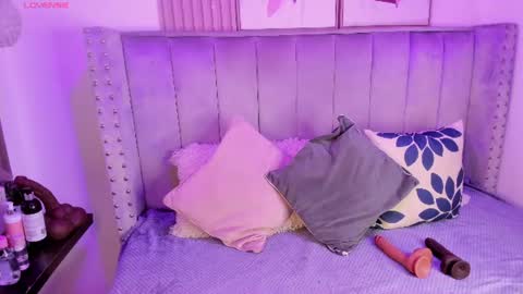 Danna  online show from July 2026 03:21:01 AM