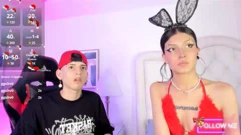 Snapshot of sett_and_gwen chatting on December 2024 06:19:02 AM sett_and_gwen online show from December 2024 06:19:02 AM