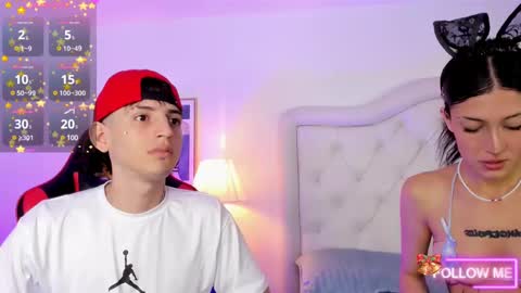 Snapshot of sett_and_gwen chatting on December 2024 11:21:01 PM sett_and_gwen online show from December 2024 11:21:01 PM