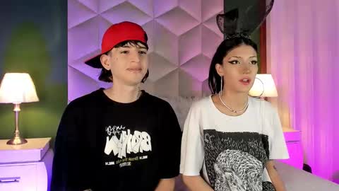 Snapshot of sett_and_gwen chatting on January 2025 08:56:01 AM sett_and_gwen online show from January 2025 08:56:01 AM