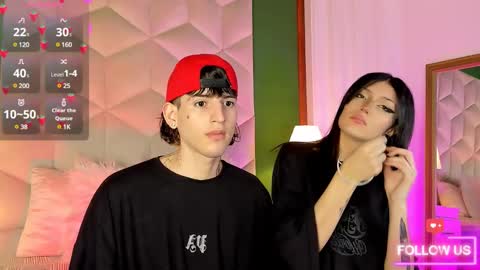 Snapshot of sett_and_gwen chatting on January 2025 09:42:01 PM sett_and_gwen online show from January 2025 09:42:01 PM