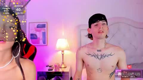 Snapshot of sett_and_gwen chatting on January 2025 07:04:02 AM sett_and_gwen online show from January 2025 07:04:02 AM