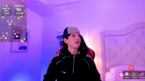 Snapshot of sett_and_gwen chatting on March 2025 05:09:01 AM sett_and_gwen online show from March 2025 05:09:01 AM