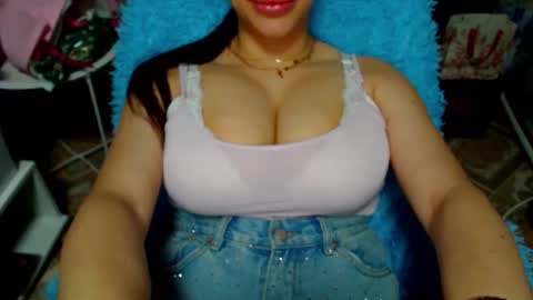 Snapshot of seu_cute chatting on January 2026 10:51:02 AM seu_cute online show from January 2026 10:51:02 AM