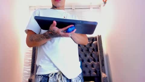 seven_turner online show from February 2026 03:32:01 AM