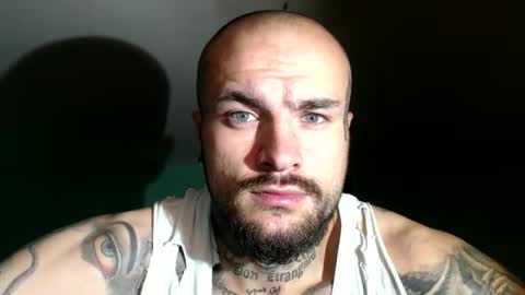 Snapshot of sevendragons1 chatting on November 2025 02:49:01 PM SevenDragons online show from November 2025 02:49:01 PM