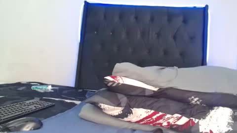 sex_bomb30 online show from May 2026 12:27:02 AM